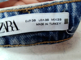 Vaqueros de Zara de la talla 38, de color azul de ropa vaquera