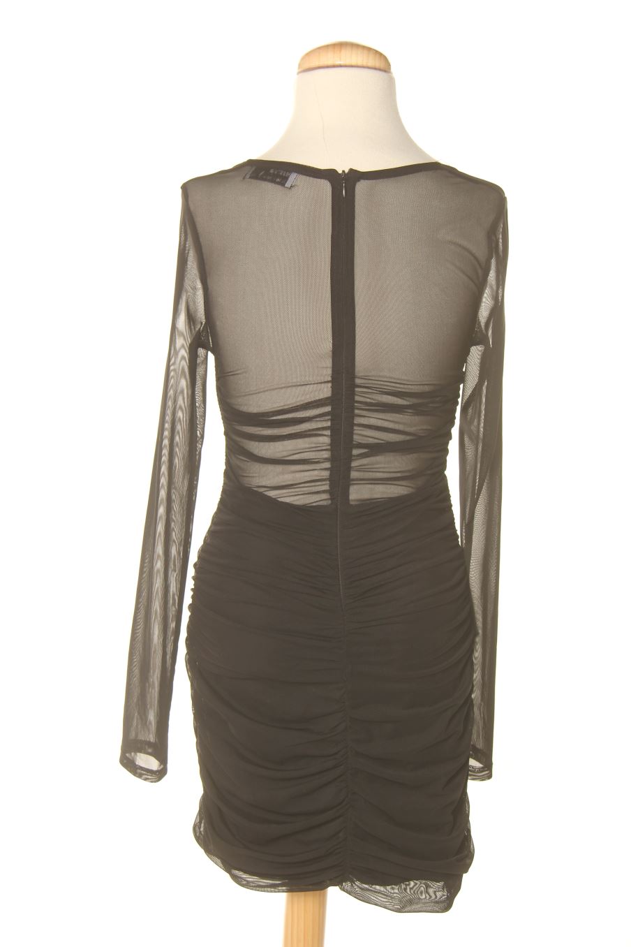 Robe casual Bershka de la taille XS, de couleur noir