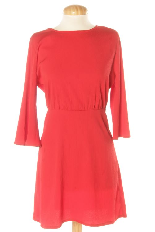 Aufwändiges Kleid