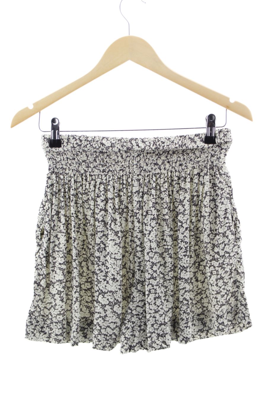 Pantalones cortos de Mango de la talla S, de color negro