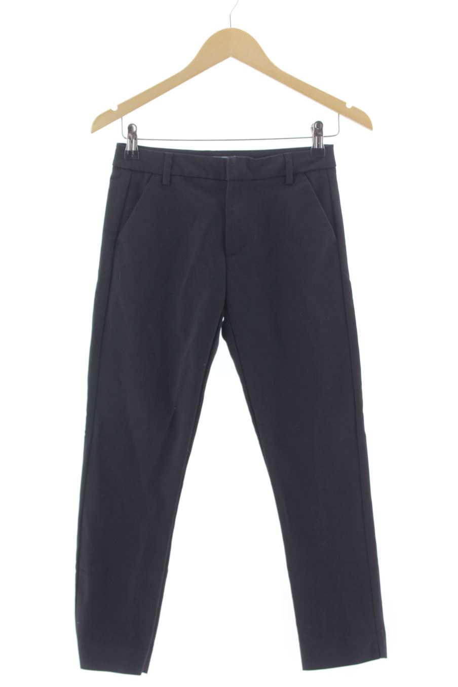 Pantalón de Bershka de la talla 34, de color negro