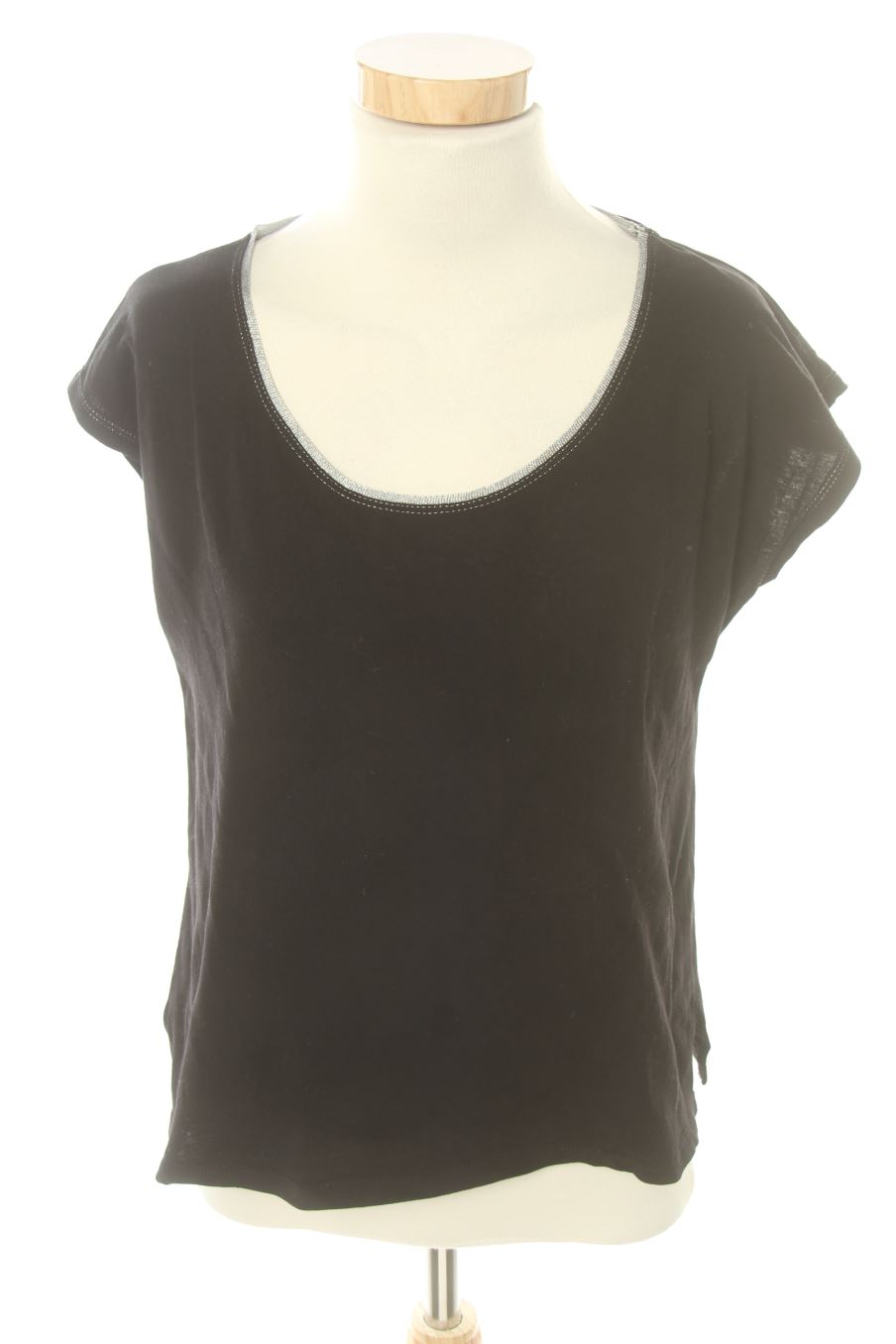 Camiseta de Sfera de la talla S, de color negro