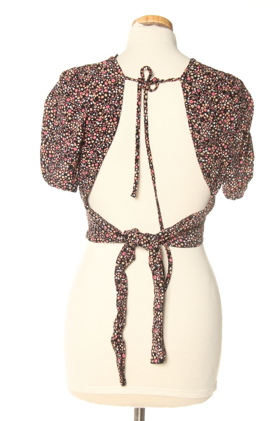 Blouse à manches courtes Bizzbee de la taille M, de couleur fleurs
