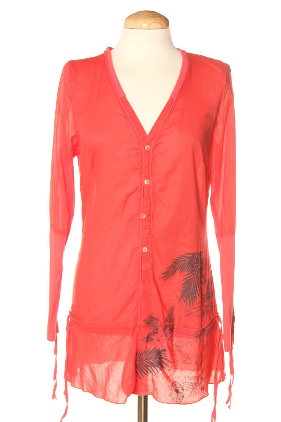 Chemise Miss Captain de la taille 36, de couleur imprimés