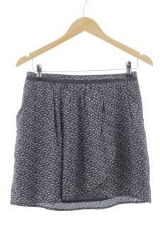 Aufwändiger Rock S EseOese