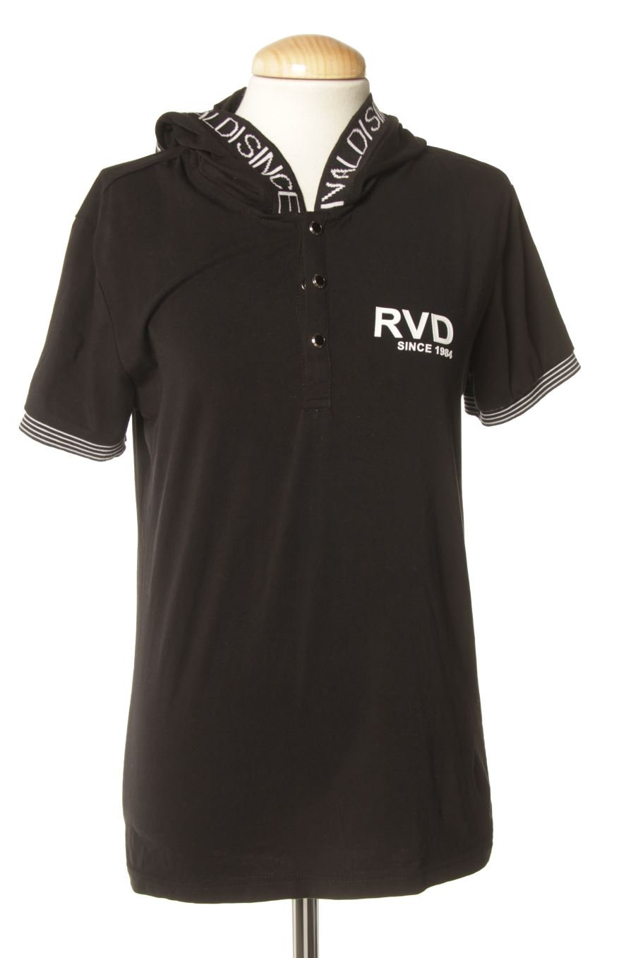 Camiseta de Rivaldi de la talla M, de color negro