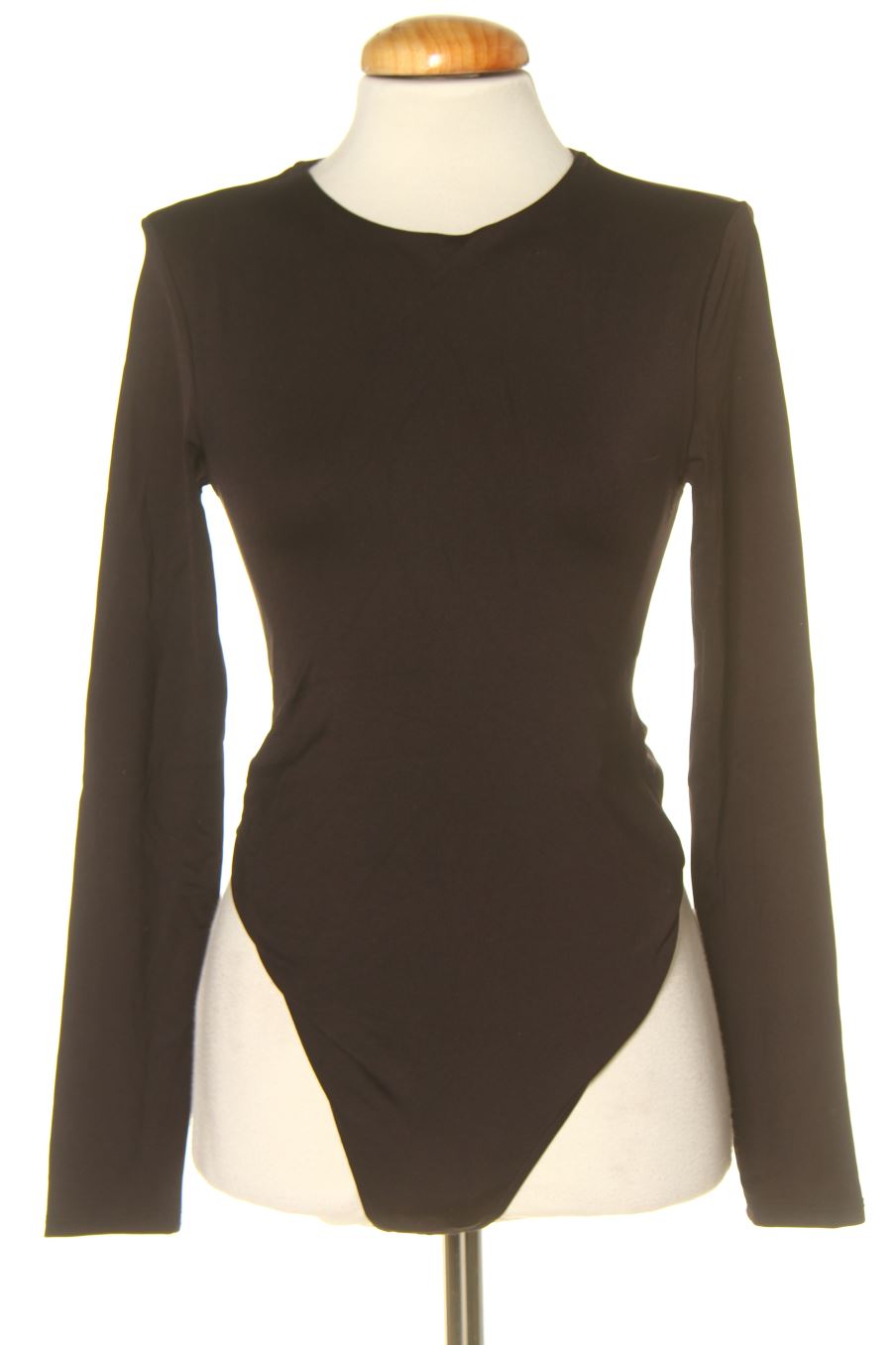 Body Zara de la taille M, de couleur noir