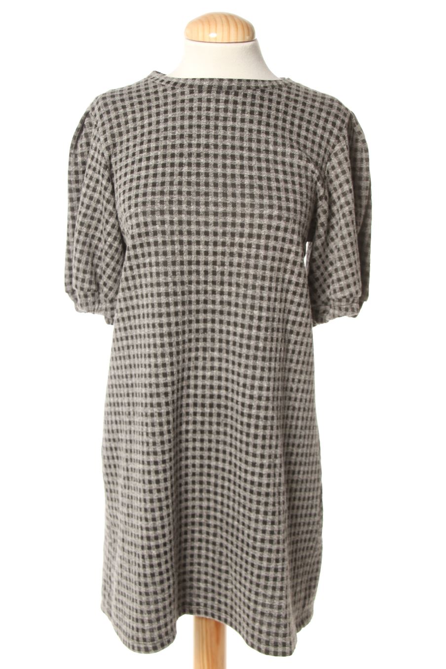 Robe casual Pull & Bear de la taille M, de couleur carreaux
