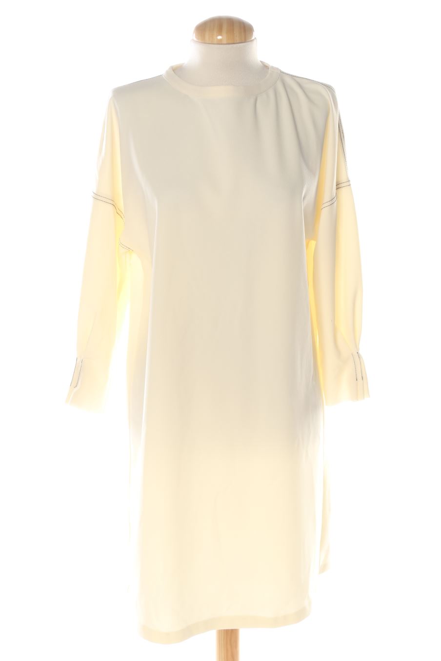 Robe casual Mango de la taille M, de couleur beige