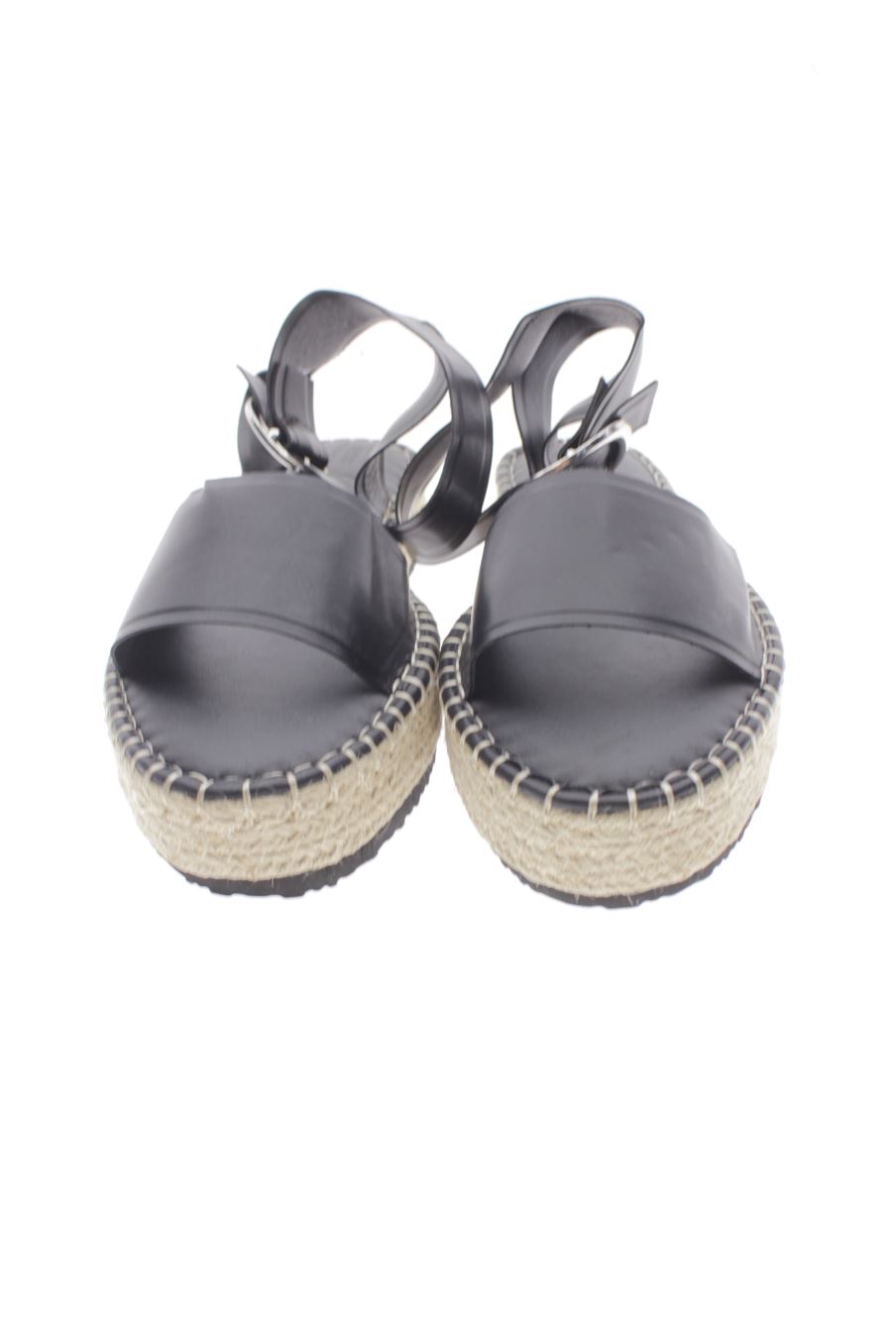 Sandalias planas de ASOS de la talla 43, de color negro de