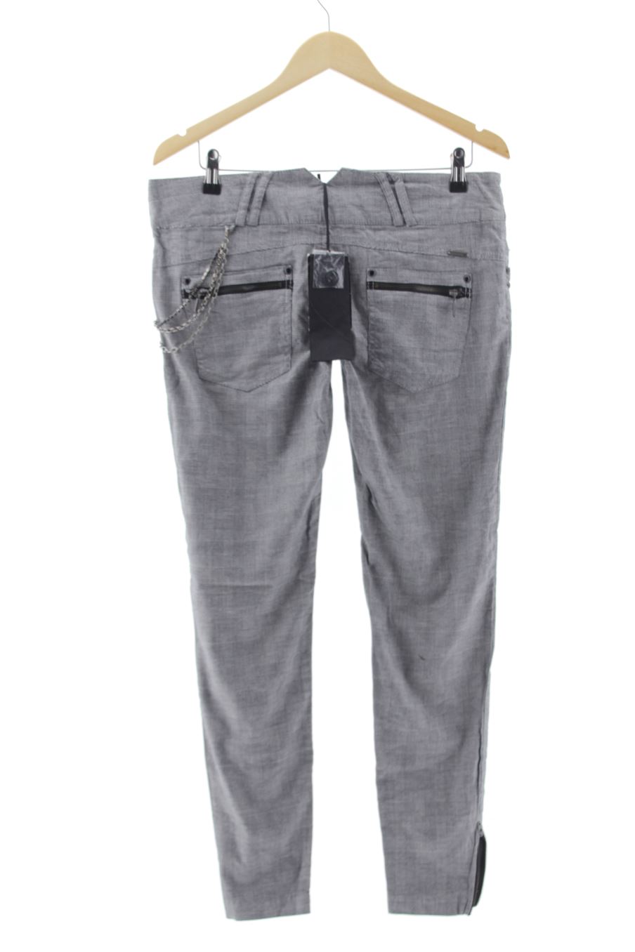 Pantalón de Stradivarius de la talla 40, de color cuadros