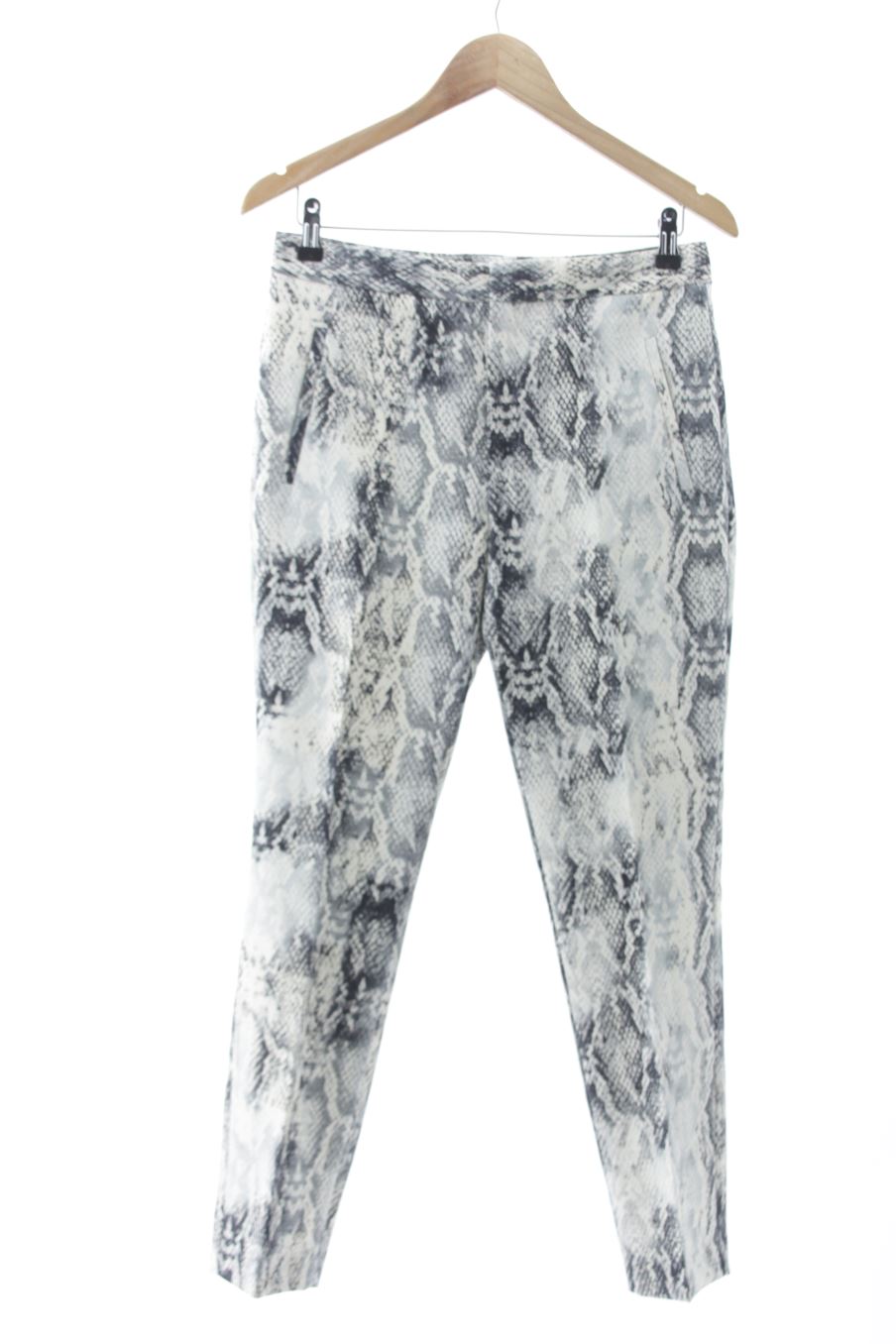 Pantalón de Zara de la talla S, de color animal print