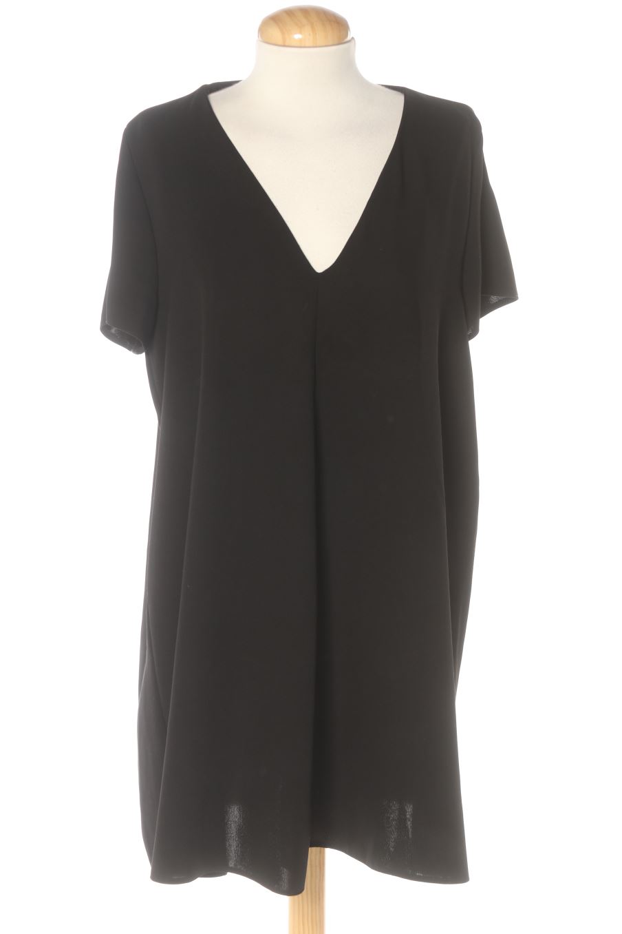 Vestito casual de Zara de la talla L, de color nero