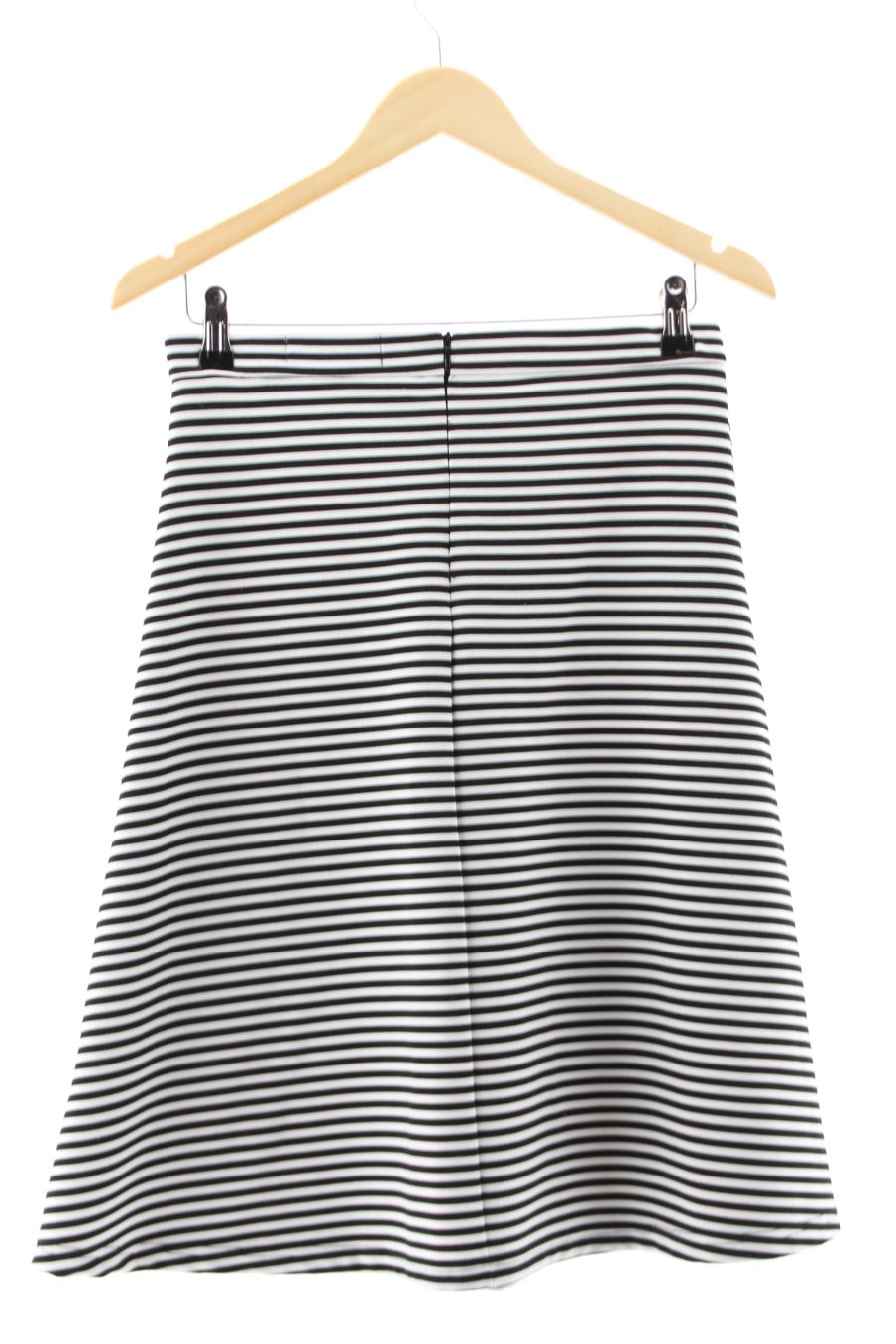 Faldas de Ichi de la talla M, de color rayas