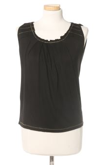 Aufwändiges Top 34 Dim