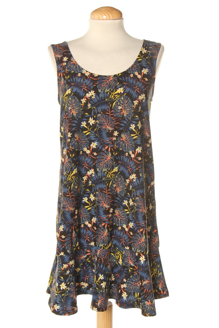 Robe casual Mango de la taille XS, de couleur fleurs