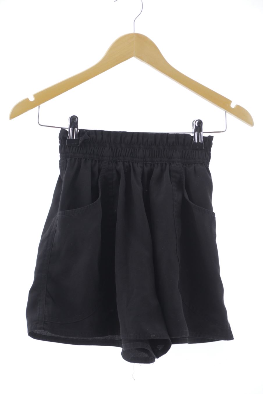 Pantalón corto de Pull & Bear de la talla XS, de color negro