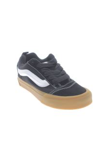 Baskets 37 Vans, photo 1 sur 4
