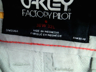 Pantalones cortos de Oakley de la talla 46