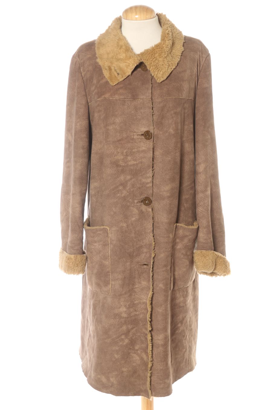 Cappotto de Armani Jeans de la talla 40, de color beige