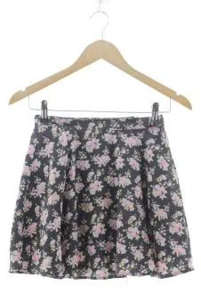 Jupe XS Bershka, photo 1 sur 2