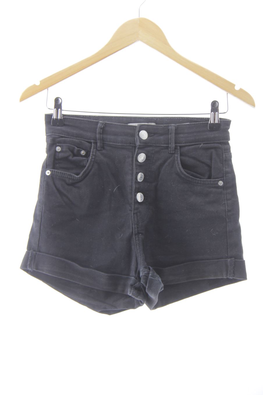 Shorts Bershka de la taille 36, de couleur noir de denim