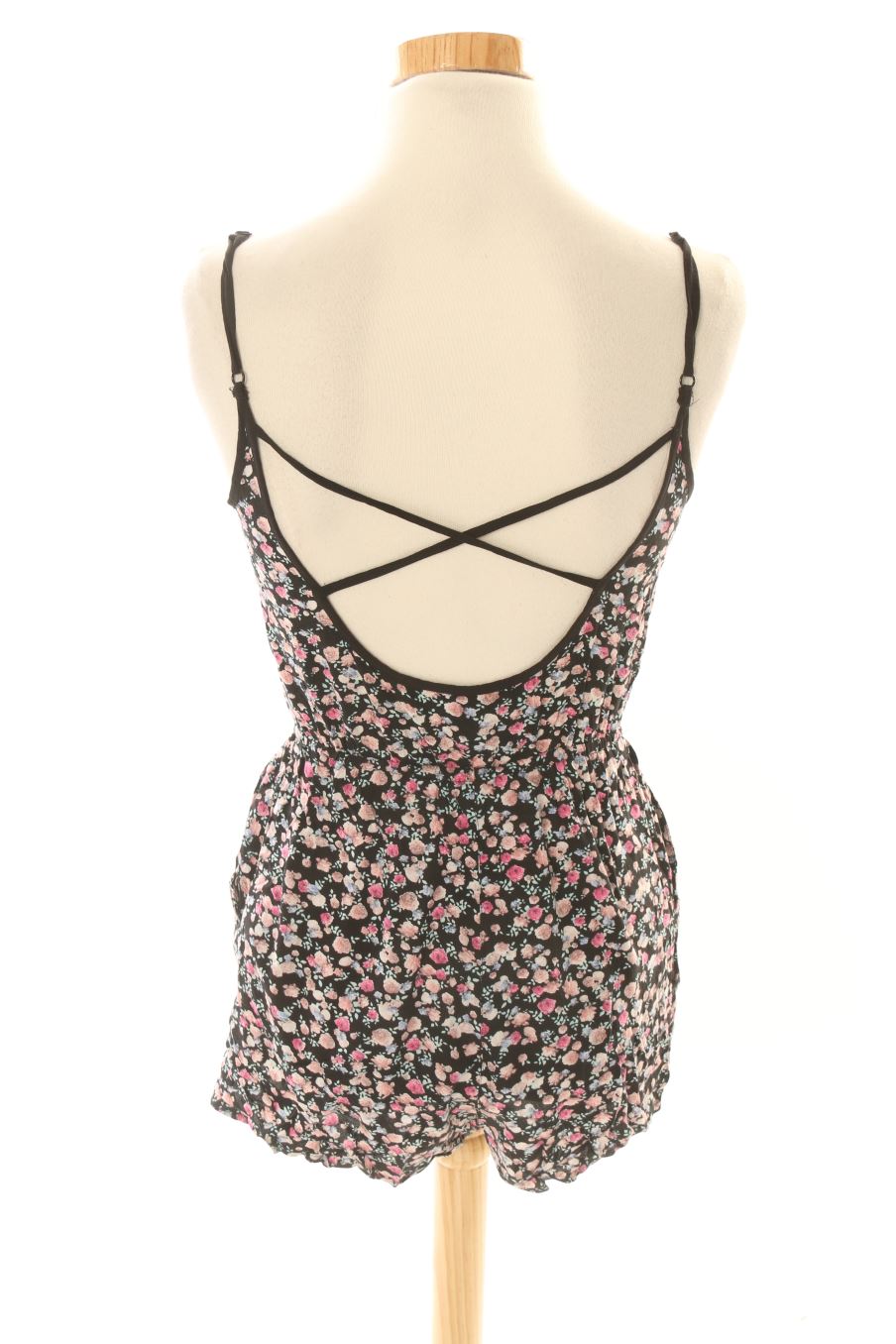 Mono de H&M de la talla 34, de color flores