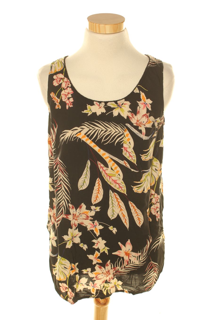 Top Camaieu de la taille M, de couleur fleurs