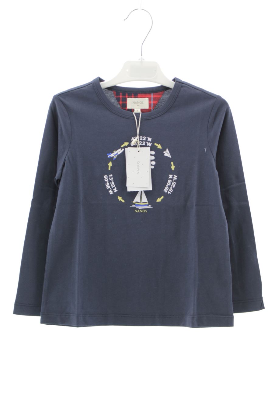 T-shirt manches longues Nanos de la taille 6 ans avec une étiquette