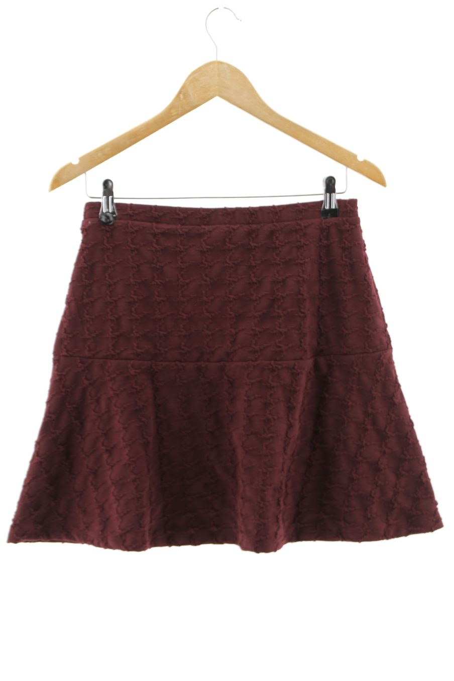 Jupe Street one de la taille 38, de couleur pourpre