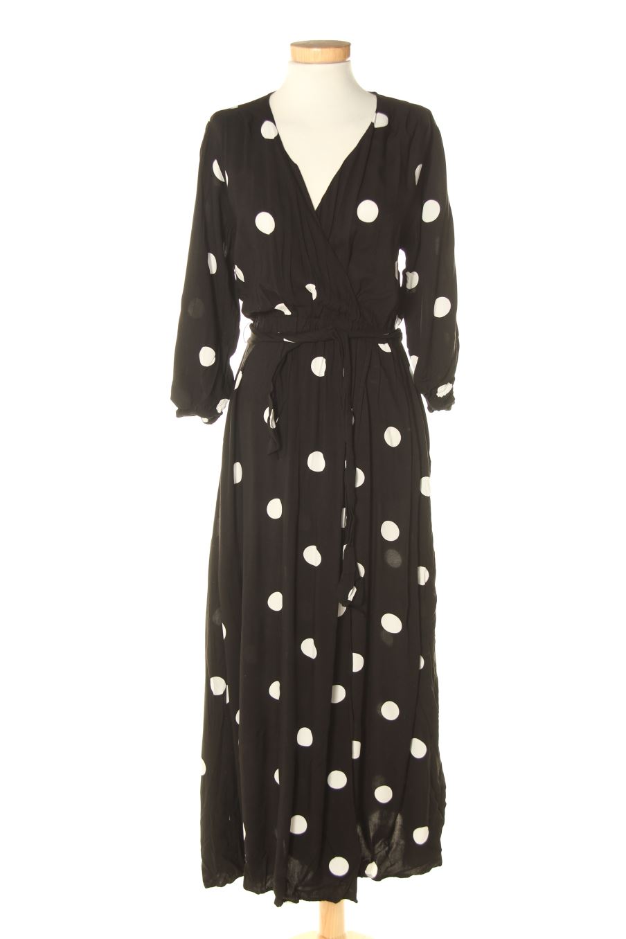 Robe casual Oysho de la taille M, de couleur noir