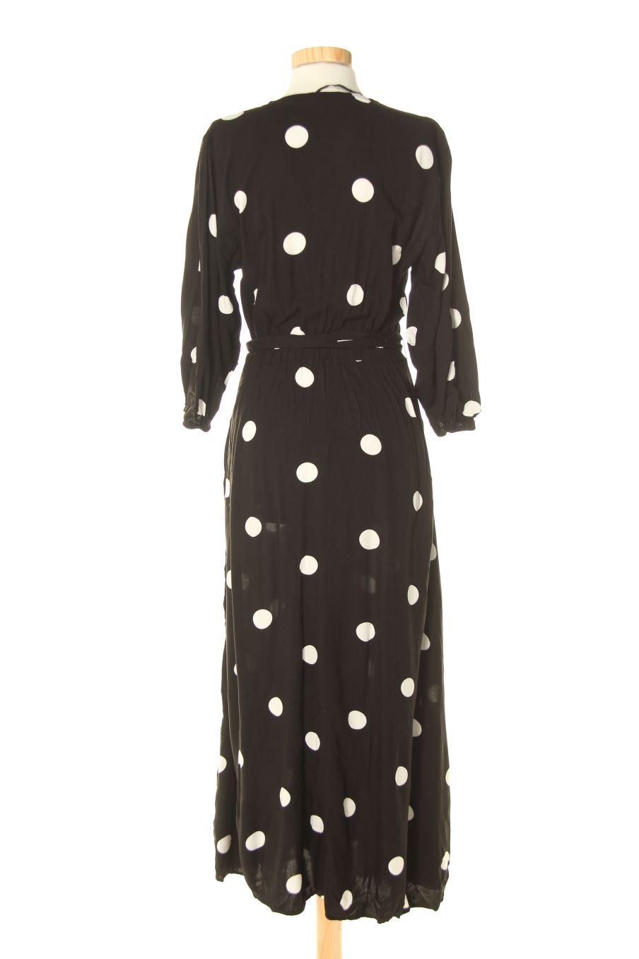 Robe casual Oysho de la taille M, de couleur noir