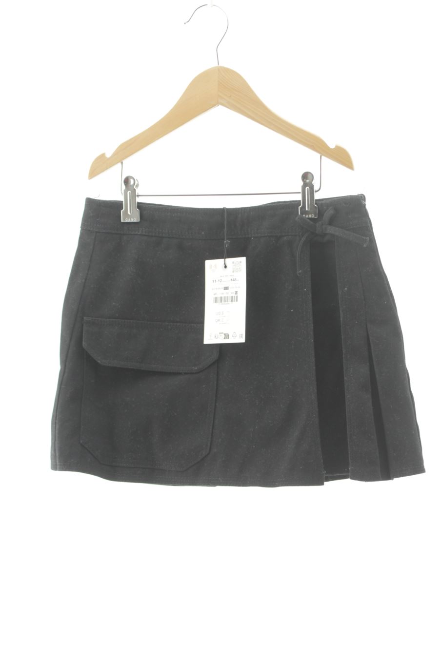 Short Zara de la taille 11 ans avec une étiquette