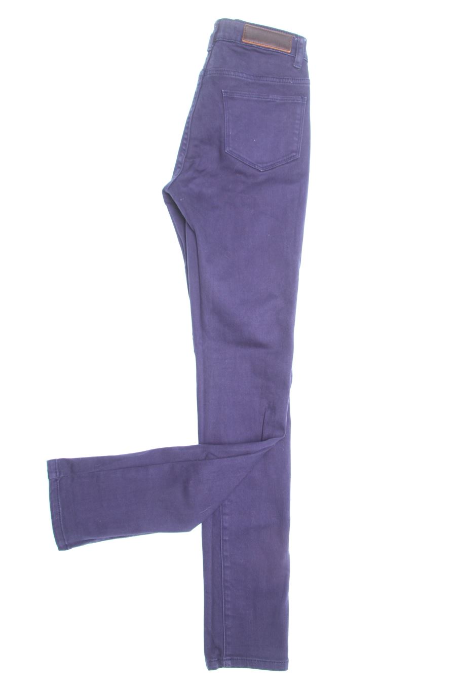 Jeans Monoprix de la taille 34, de couleur bleu marine de denim