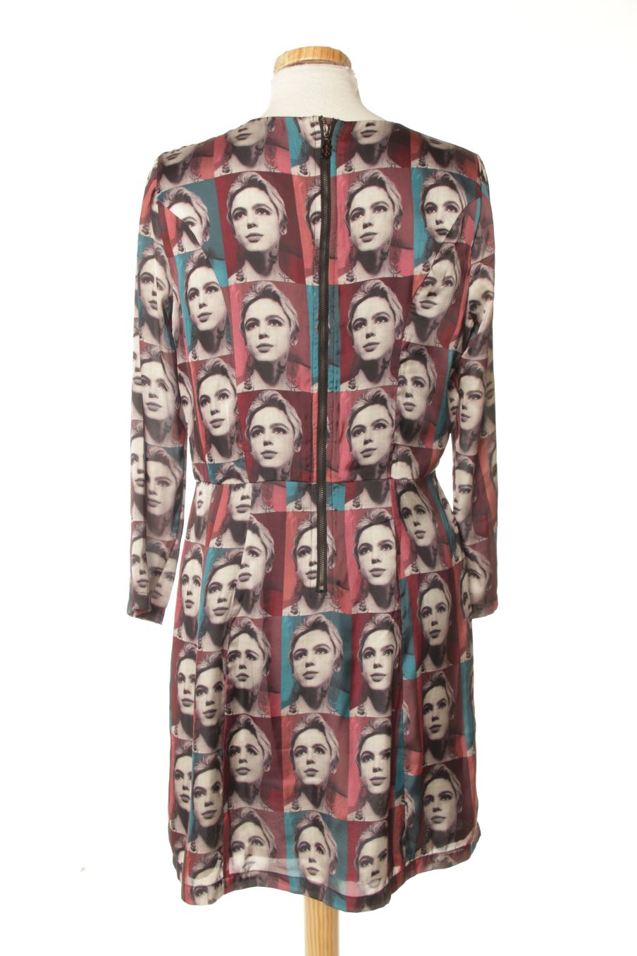Robe casual Pepe Jeans de la taille M, de couleur imprimés