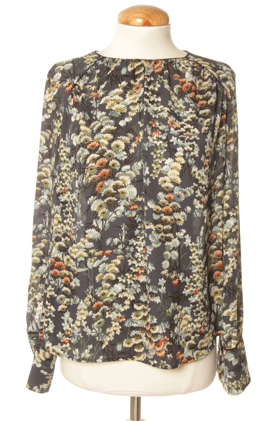 Blusa de manga larga de Zara de la talla S, de color flores