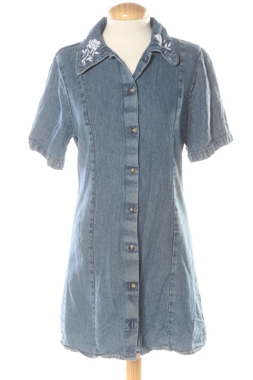 Einfaches Kleid