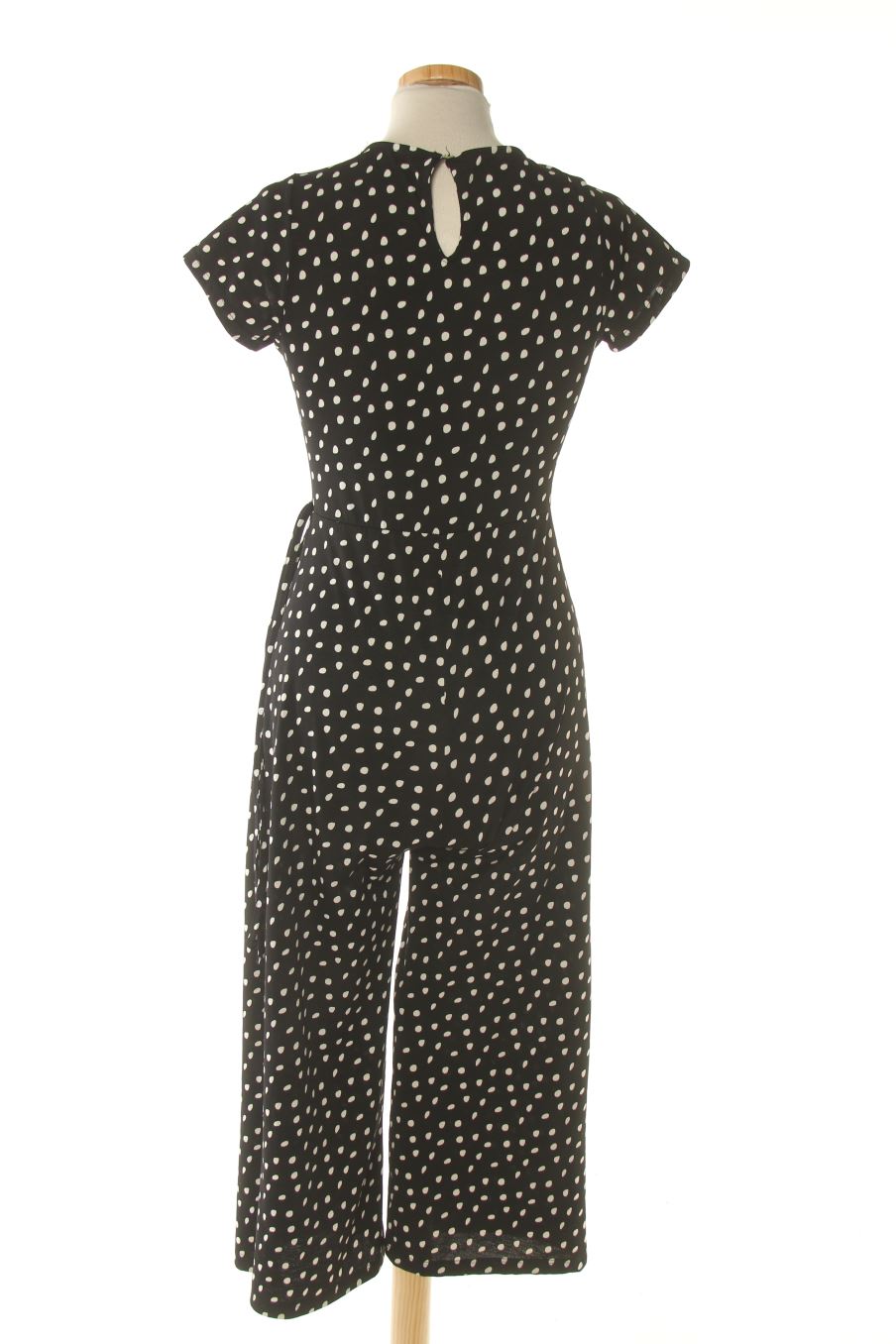 Mono de Pull & Bear de la talla XS, de color negro