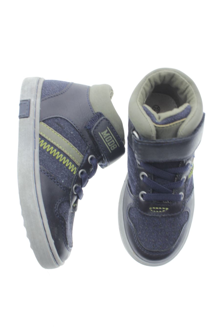 Mit Etikett Mod8 Turnschuhe Größe 25