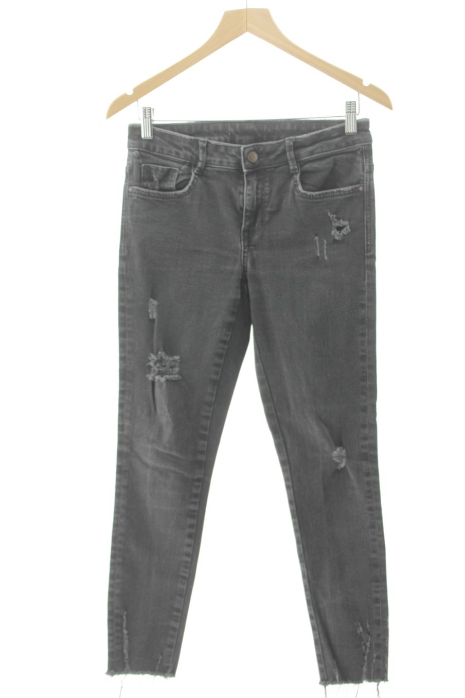Jeans de Zara de la talla 38, de color nero