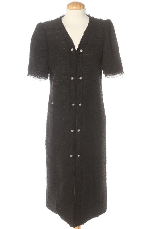 Aufwändiges Kleid