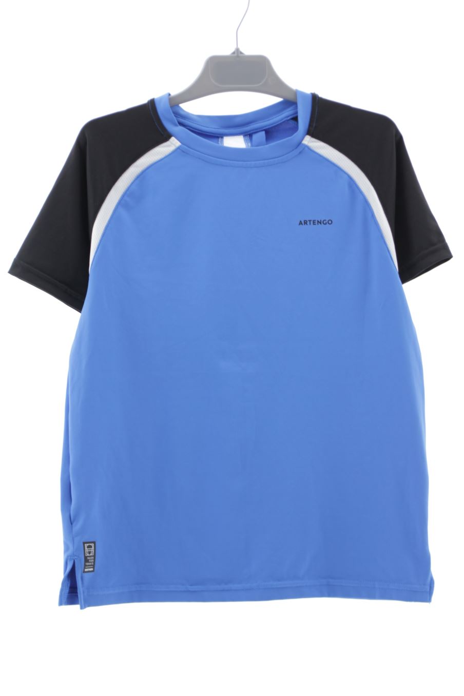 T-shirt Artengo (DECATHLON) de la taille 8 ans de seconde main