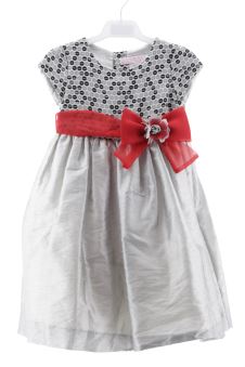 Aufwändiges Kleid 106 Kiriki