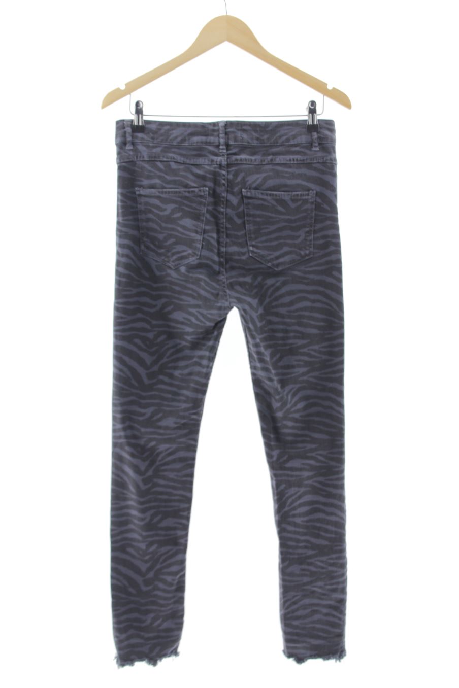 Vaquero de Zara de la talla 40, de color animal print de ropa vaquera