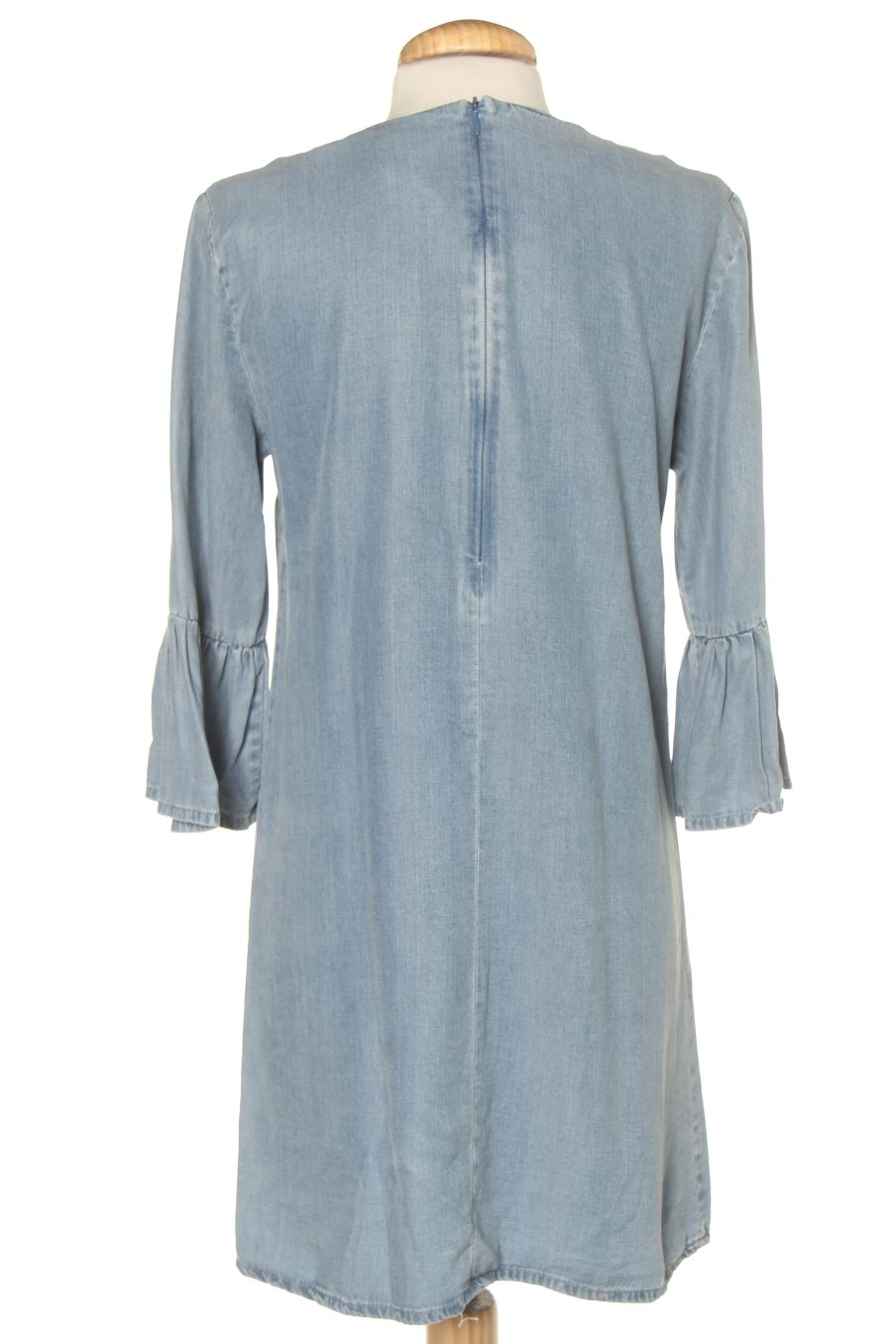 Vestido casual de Zara de la talla XS, de color azul de ropa vaquera