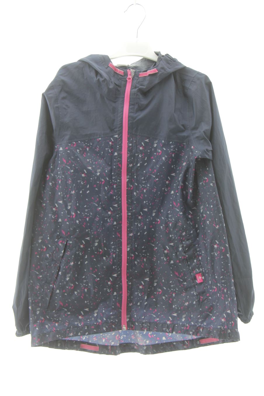 Chubasquero de Quechua (DECATHLON) de la talla 14 años de segunda mano