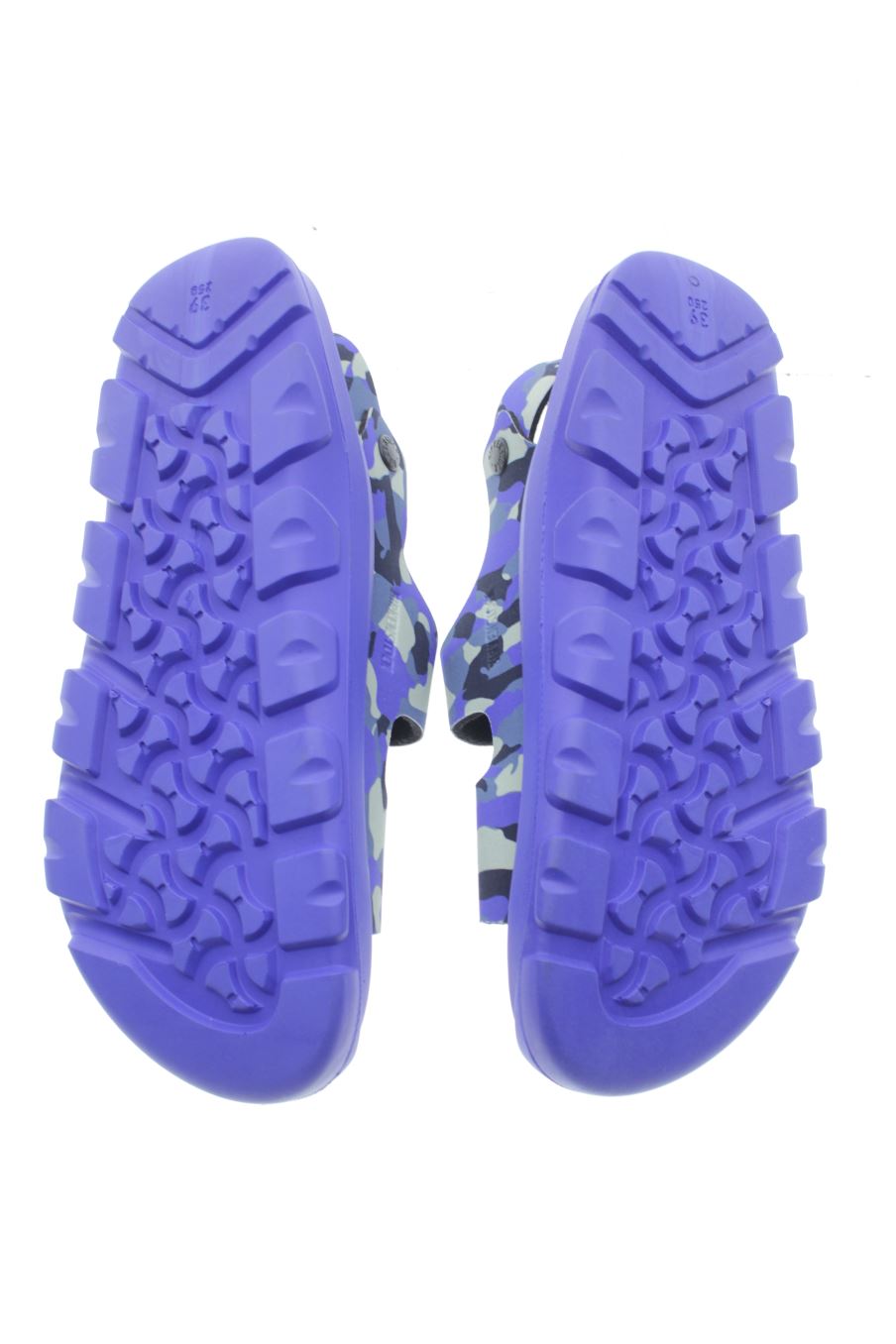Flache Sandalen von Birkenstock in der Grösse 39, in der Farbe blau aus