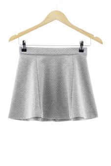 Aufwändiger Rock XS Bershka, Foto 1 von 2