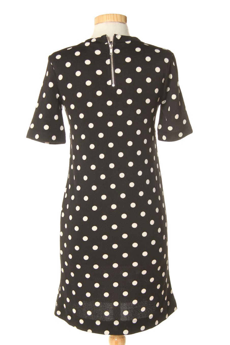 Robe casual H&M de la taille 36, de couleur imprimés