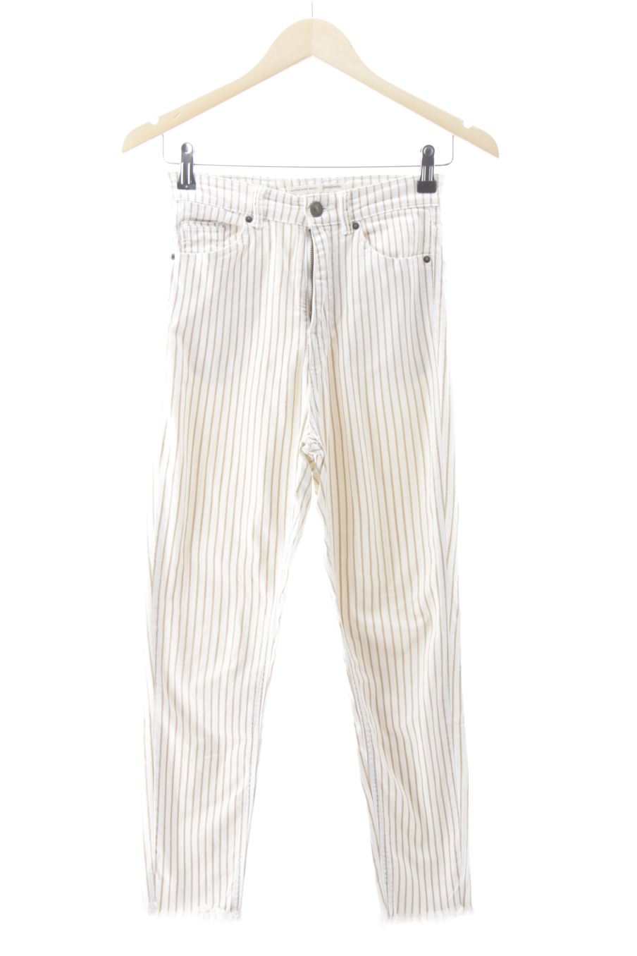 Jeans de Stradivarius de la talla 34, de color righe